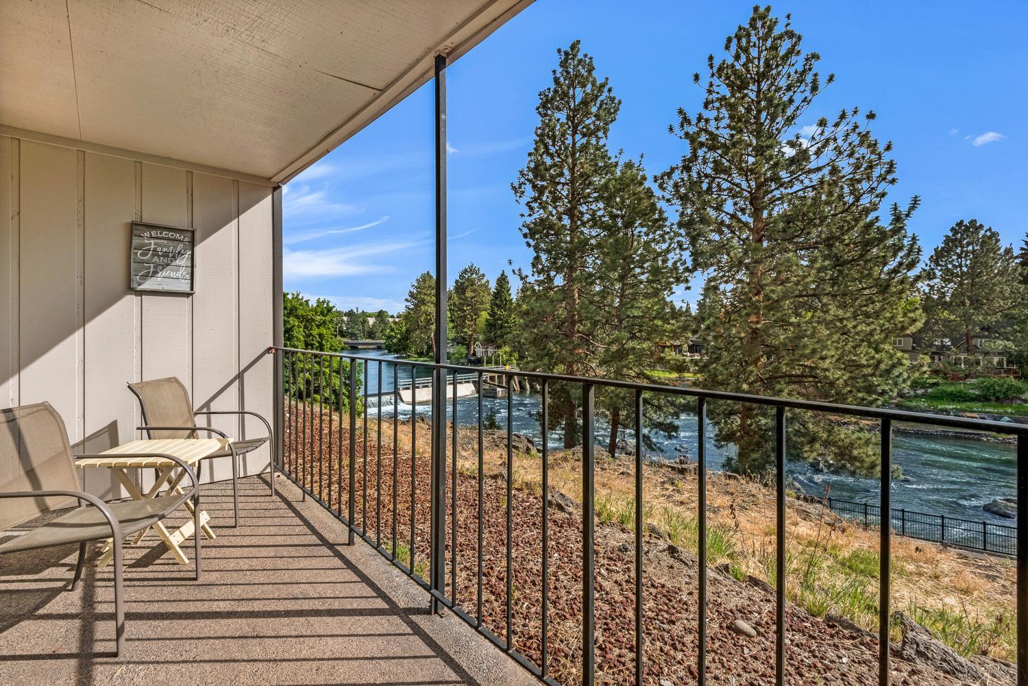Bend Riverside Condos Near Downtown Bend Oda fotoğraf